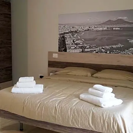 Donna Vicenza 4* نابولي