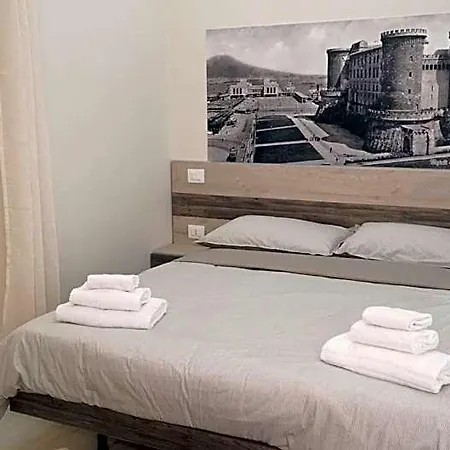 Donna Vicenza فندق مبيت وإفطار نابولي