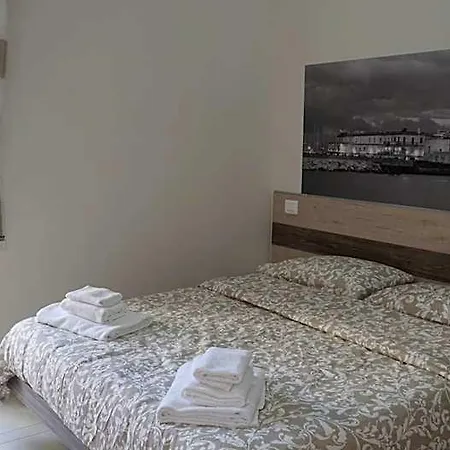 Donna Vicenza 4* نابولي