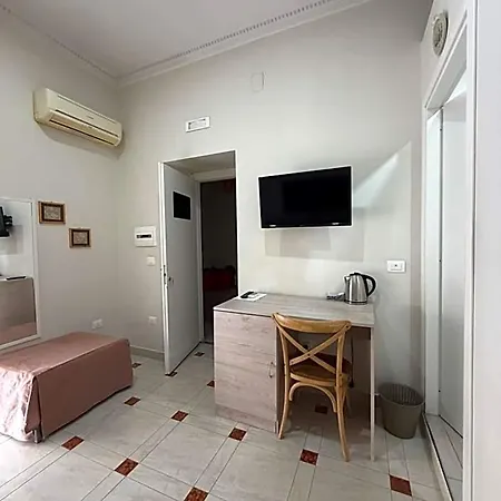 Donna Vicenza فندق مبيت وإفطار نابولي