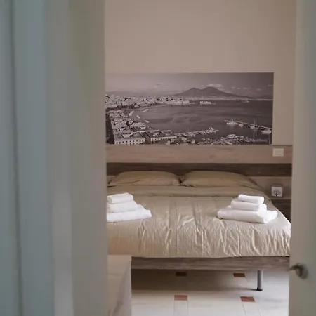 Donna Vicenza Alojamento de Acomodação e Pequeno-almoço Nápoles